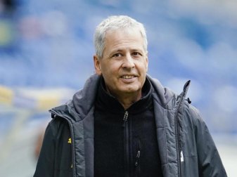 Muss mit Borussia Dortmund zum Königsklassenstart bei Lazio Rom ran: BVB-Coach Lucien Favre. Foto: Uwe Anspach/dpa Muss mit Borussia Dortmund zum Königsklassenstart bei Lazio Rom ran: BVB-Coach Lucien Favre. Foto: Uwe Anspach/dpa