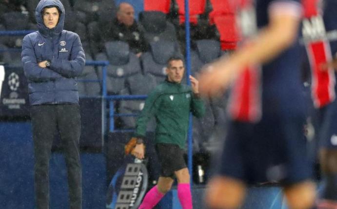 PSG-Cheftrainer Thomas Tuchel war mit der Leistung seiner Mannschaft nicht zufrieden. Foto: Michel Euler/AP/dpa