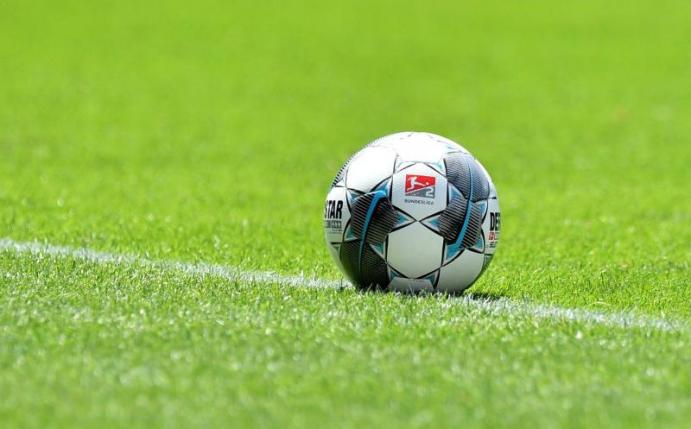 Die UEFA hat angesichts der Corona-Pandemie für die Gruppenphasen der Europapokal-Wettbewerbe «spezifische Bestimmungen» erlassen. Foto: Sebastian Widmann/Getty-Pool/dpa