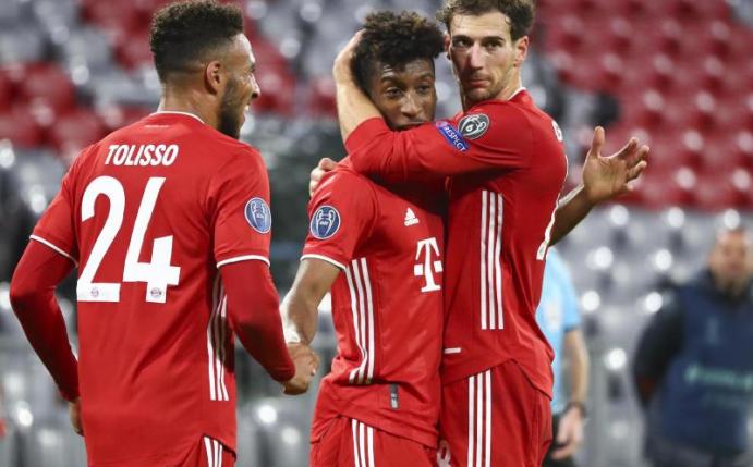 Titelverteidiger Bayern München startete mit einem Kantersieg in die Königsklasse. Foto: Matthias Schrader/Pool AP/dpa