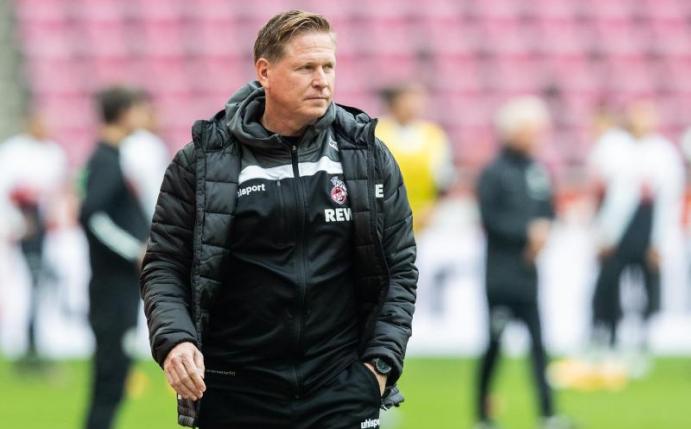 Ist mit dem 1. FC Köln beim VfB Stuttgart unter Druck: Trainer Markus Gisdol. Foto: Marcel Kusch/dpa