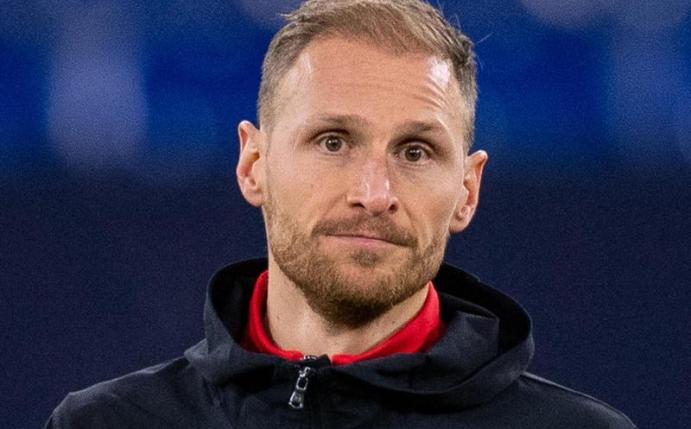 War viele Jahre Kapitän auf Schalke: Ex-Profi Benedikt Höwedes. Foto: Guido Kirchner/dpa
