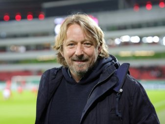 Sven Mislintat fürchtet wirtschaftliche Probleme Sven Mislintat fürchtet wirtschaftliche Probleme