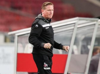 Strahlt trotz der aktuellen schwarzen Sieglos-Serie Optimismus aus: Kölns Trainer Markus Gisdol. Foto: Tom Weller/dpa Strahlt trotz der aktuellen schwarzen Sieglos-Serie Optimismus aus: Kölns Trainer Markus Gisdol. Foto: Tom Weller/dpa