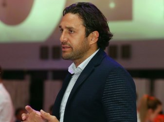 Luca Toni wurde von drei bewaffneten Männern überfallen Luca Toni wurde von drei bewaffneten Männern überfallen