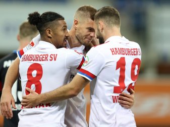 Der Hamburger SV bezwingt Würzburg 3:1