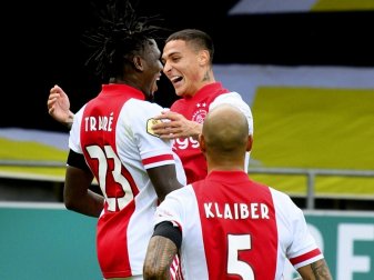Ajax Amsterdam fertigt VVV Venlo ab Ajax Amsterdam fertigt VVV Venlo ab
