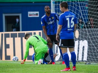 Der 1. FC Saarbrücken unterliegt dem SC Verl 1:2 Der 1. FC Saarbrücken unterliegt dem SC Verl 1:2