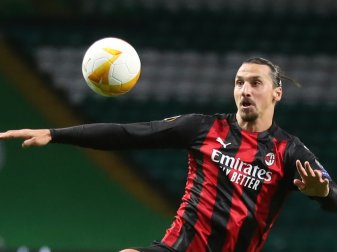 Doppelpack gegen die Roma: Zlatan Ibrahimovic Doppelpack gegen die Roma: Zlatan Ibrahimovic