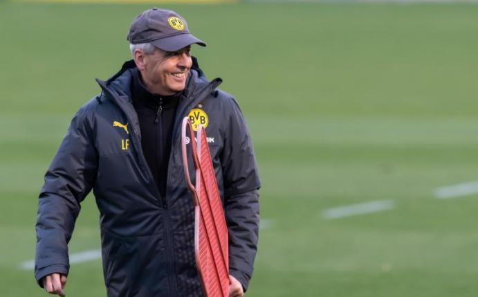 Ist mit Borussia Dortmund gegen Zenit St. Petersburg schon früh unter Zugzwang: BVB-Coach Lucien Favre. Foto: Bernd Thissen/dpa
