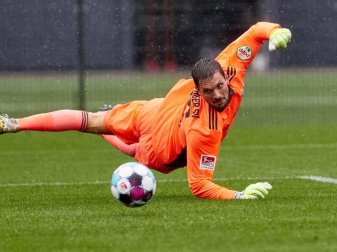 Sven Ulreich sorgt sich um den Profifußball. Foto: Georg Wendt/dpa Sven Ulreich sorgt sich um den Profifußball. Foto: Georg Wendt/dpa