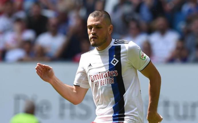 Wechselt nach Kroatien: Ex-HSV-Profi Kyriakos Papadopoulos . Foto: Carmen Jaspersen/dpa