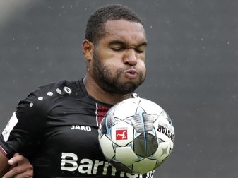 In dieser Saison bei Bayer bisher nur Teilzeitkraft: Nationalspieler Jonathan Tah. Foto: Michael Sohn/AP/POOL/dpa In dieser Saison bei Bayer bisher nur Teilzeitkraft: Nationalspieler Jonathan Tah. Foto: Michael Sohn/AP/POOL/dpa