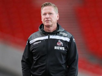 Auf die Kölner von Trainer Markus Gisdol wartet die «größte Aufgabe im Weltfußball». Foto: Tom Weller/dpa Auf die Kölner von Trainer Markus Gisdol wartet die «größte Aufgabe im Weltfußball». Foto: Tom Weller/dpa