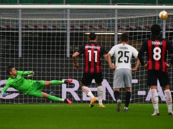 Ibrahimovic schoss einen Elfmeter an die Latte