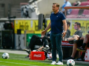 Horst Heldt setzt auf Ausdauer im Abstiegskampf Horst Heldt setzt auf Ausdauer im Abstiegskampf