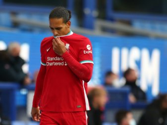 Van Dijk wurde erfolgreich am Knie operiert Van Dijk wurde erfolgreich am Knie operiert