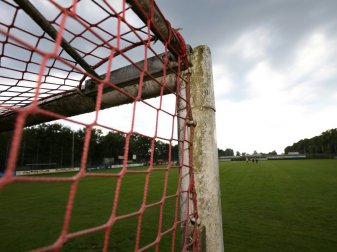 Spielbetrieb in 12 von 21 Landesverbänden gestoppt Spielbetrieb in 12 von 21 Landesverbänden gestoppt
