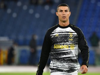 Ronaldo ist nach etlichen positiven Tests jetzt negativ Ronaldo ist nach etlichen positiven Tests jetzt negativ