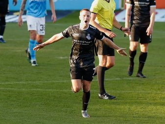 Duisburg sichert sich gegen 1860 München drei Punkte Duisburg sichert sich gegen 1860 München drei Punkte