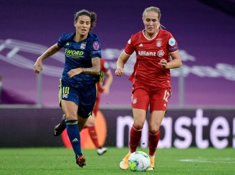 Toptalent Lohmann (r.) bindet sich an den FC Bayern Toptalent Lohmann (r.) bindet sich an den FC Bayern