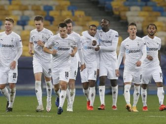 6:0 gewann Borussia Mönchengladbach in der Königsklasse bei Schachtjor Donezk. Foto: Efrem Lukatsky/AP/dpa 6:0 gewann Borussia Mönchengladbach in der Königsklasse bei Schachtjor Donezk. Foto: Efrem Lukatsky/AP/dpa
