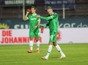 Hannover 96 kommt nicht über ein 0:0 hinaus Hannover 96 kommt nicht über ein 0:0 hinaus