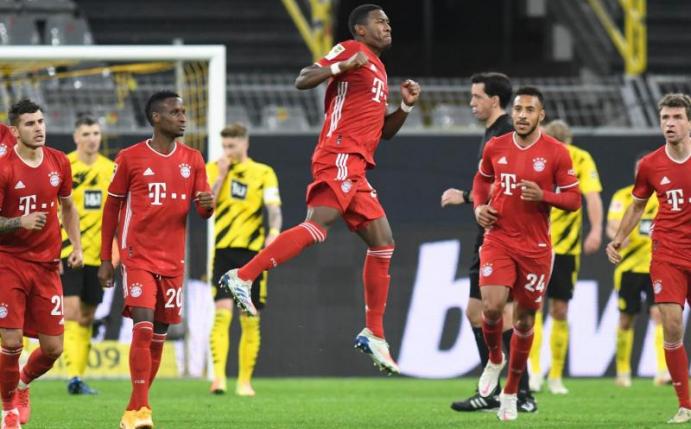 Bayerns David Alaba (M) feiert den Ausgleich zum 1:1. Foto: Bernd Thissen/dpa-Pool/dpa