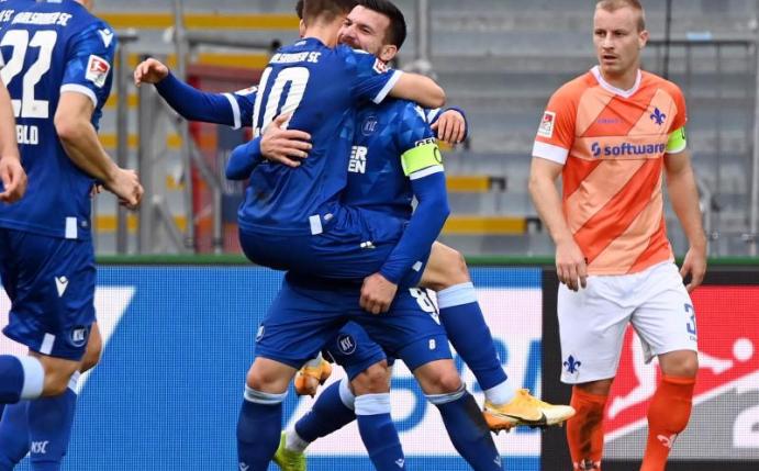 Wurde positiv auf Corona getestet: Lilien-Kapitän Fabian Holland. Foto: Uli Deck/dpa