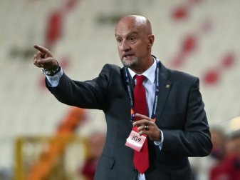 Ungarn: Trainer Marco Rossi wurde positiv getestet Ungarn: Trainer Marco Rossi wurde positiv getestet