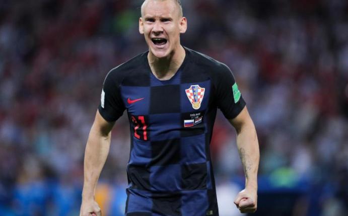 Der kroatische Fußball-Nationalspieler Domagoj Vida hat unwissentlich mit einem positiven Corona-Befund gespielt. Foto: Christian Charisius/dpa