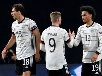 Erfolgsfaktoren beim DFB-Sieg gegen die Ukraine: Leon Goretzka (l) und Timo Werner (M). Foto: Robert Michael/dpa-Zentralbild/dpa Erfolgsfaktoren beim DFB-Sieg gegen die Ukraine: Leon Goretzka (l) und Timo Werner (M). Foto: Robert Michael/dpa-Zentralbild/dpa