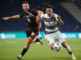 Guerreiro (r.) reist mit muskulären Problemen zurück 