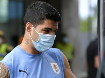Luis Suarez ist positiv getestet worden Luis Suarez ist positiv getestet worden
