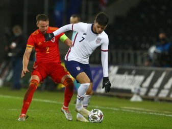 Reyna (r.) traf erstmals für die US-Boys Reyna (r.) traf erstmals für die US-Boys