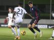 Giovanni Reyna (r) hat in seinem zweiten Länderspiel für die USA sein erstes Tor erzielt. Foto: Ronald Zak/AP/dpa