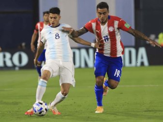 Verletzte sich in der WM-Quali gegen Paraguay schwer: Exequiel Palacios (l). Foto: Damian Dopacio/Noticias Argentinas/pool/ARGRA/telam/dpa Verletzte sich in der WM-Quali gegen Paraguay schwer: Exequiel Palacios (l). Foto: Damian Dopacio/Noticias Argentinas/pool/ARGRA/telam/dpa