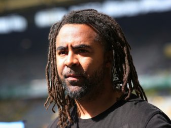 Patrick Owomoyela hat jetzt seinen eigenen Podcast Patrick Owomoyela hat jetzt seinen eigenen Podcast