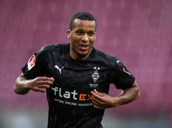 Wurde positiv auf das Coronavirus getestet: Gladbachs Alassane Plea. Foto: Marius Becker/dpa Wurde positiv auf das Coronavirus getestet: Gladbachs Alassane Plea. Foto: Marius Becker/dpa