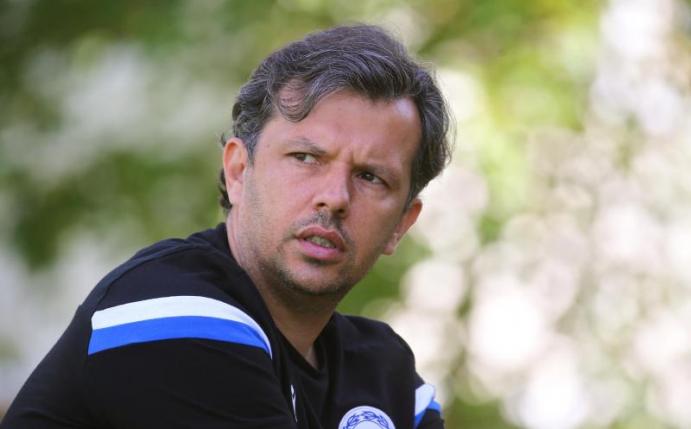 Samir Arabi, Sportchef von Arminia Bielefeld . Foto: Karl-Josef Hildenbrand/dpa