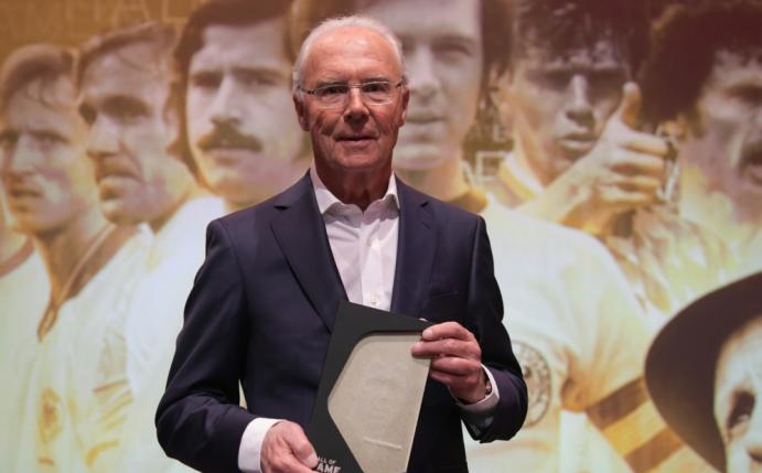 Beckenbauer stärkt Löw den Rücken