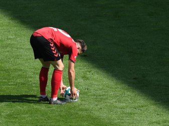 Rekordwert: Noch nie zeigten die Bundesliga-Schiedsrichter nach sieben Spieltag sooft auf den Punkt wie diese Saison. Foto: Patrick Seeger/dpa Rekordwert: Noch nie zeigten die Bundesliga-Schiedsrichter nach sieben Spieltag sooft auf den Punkt wie diese Saison. Foto: Patrick Seeger/dpa