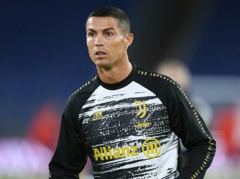 Ronaldo auf der Bank: Unternehmen verliert Millionen Ronaldo auf der Bank: Unternehmen verliert Millionen