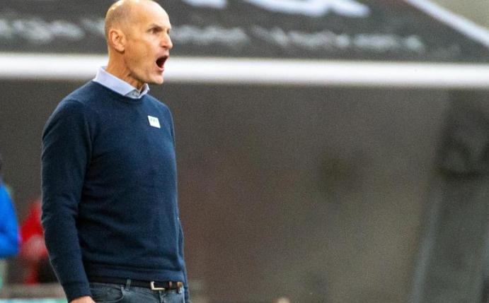 Hat großen Respekt vor seinem Ex-Club Mönchengladbach: Augsburg-Coach Heiko Herrlich. Foto: Stefan Puchner/dpa