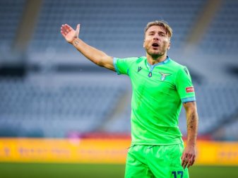 Hat sein Comeback nach einer Corona-Infektion mit einem Tor für Lazio Rom gekrönt: Ciro Immobile. Foto: Fabrizio Carabelli/LPS via ZUMA Wire/dpa Hat sein Comeback nach einer Corona-Infektion mit einem Tor für Lazio Rom gekrönt: Ciro Immobile. Foto: Fabrizio Carabelli/LPS via ZUMA Wire/dpa