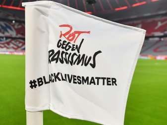 Bayern München setzt sich ebenfalls gegen Rassismus ein Bayern München setzt sich ebenfalls gegen Rassismus ein