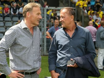 Bremen: Torwart-Legende Burdenski (r.) wird 70 Bremen: Torwart-Legende Burdenski (r.) wird 70