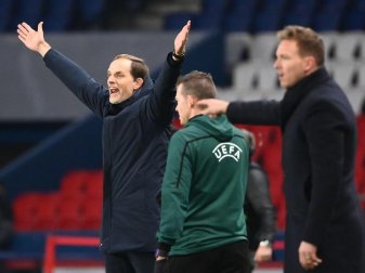 PSG-Coach Thomas Tuchel (l) besiegte RB Leipzig in der Champions League mit 1:0. Foto: Franck Fife/AFP/dpa PSG-Coach Thomas Tuchel (l) besiegte RB Leipzig in der Champions League mit 1:0. Foto: Franck Fife/AFP/dpa
