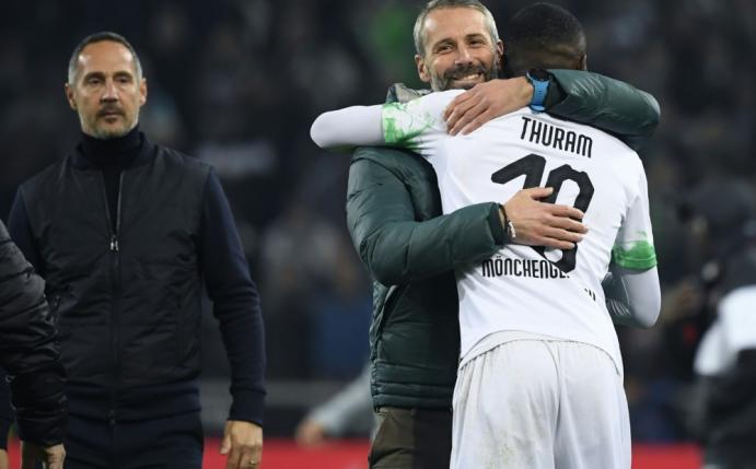 Marcus Thuram (r.) lobt seinen Trainer Marco Rose