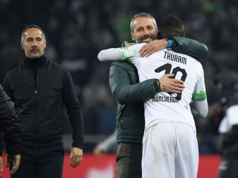 Marcus Thuram (r.) lobt seinen Trainer Marco Rose Marcus Thuram (r.) lobt seinen Trainer Marco Rose